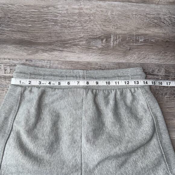 CHAMPION CORE GRAY SWEATS 3" SHORTS - Picture 6 of 8